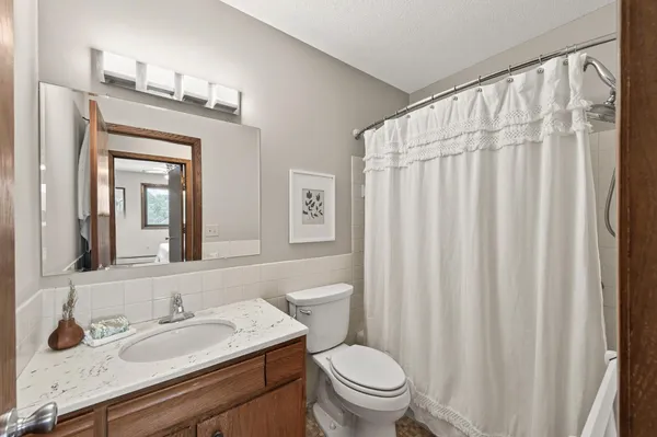 $97,500 | 3153 Old Highway 8, Unit 304, Roseville, MN 55418