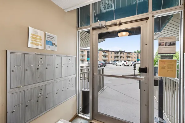 $97,500 | 3153 Old Highway 8, Unit 304, Roseville, MN 55418