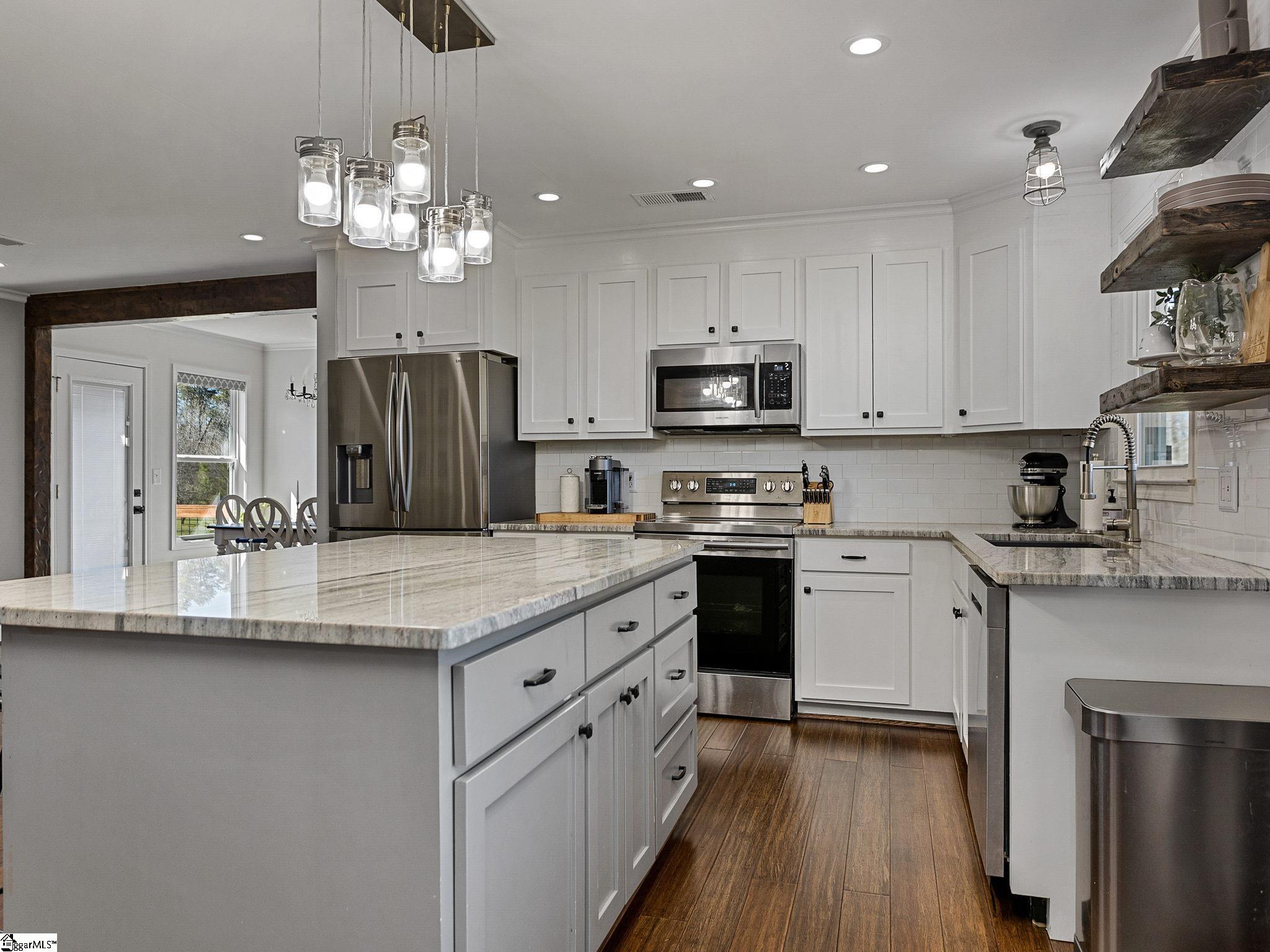 285 Nodine Road Campobello, SC 29322 - Photo 7 of 36 Gallery Image 7