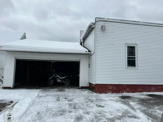 $349,900 | 798 5th Avenue, Berlin, NH 03570