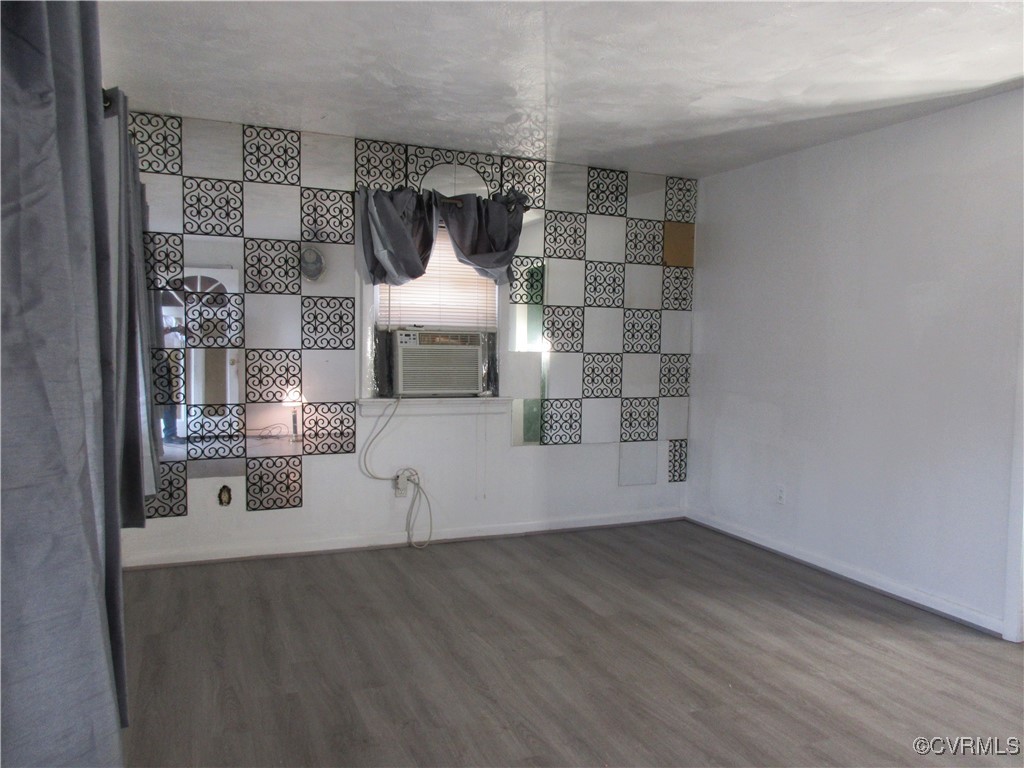 2114 Ridgemont Road Richmond, VA 23224 - Photo 9 of 32 Gallery Image 9