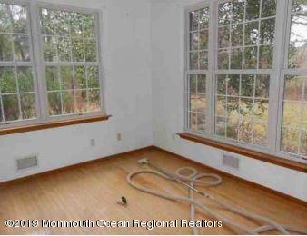89 Savannah Road Jackson, NJ 08527 - Photo 5 of 14 5