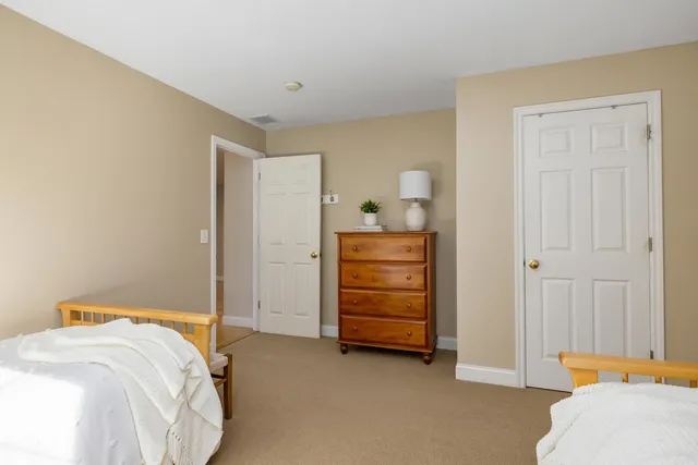 $1,475,000 | 8 Winterberry Lane, North Hampton, NH 03862