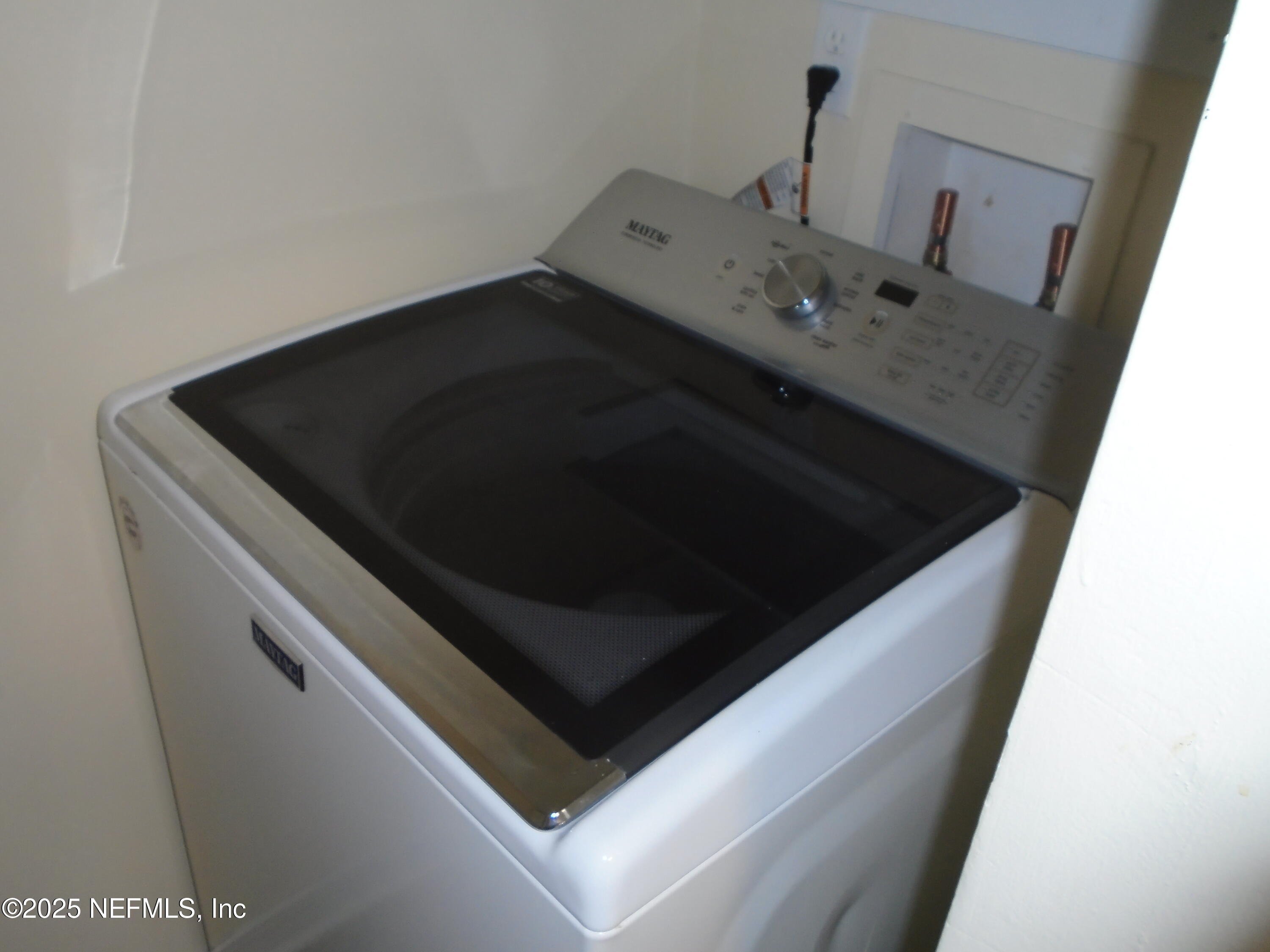 10200 Belle Rive Boulevard, Unit 163 Jacksonville, FL 32256 - Photo 12 of 13 a close view of stove top oven