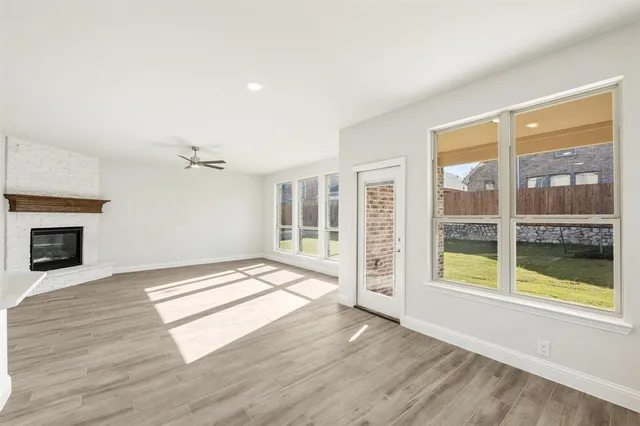 $528,000 | 816 Yosemite Drive, DeSoto, TX 75115