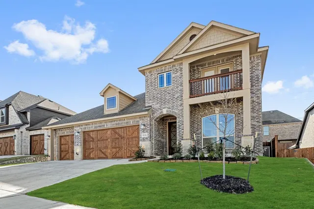 $528,000 | 816 Yosemite Drive, DeSoto, TX 75115