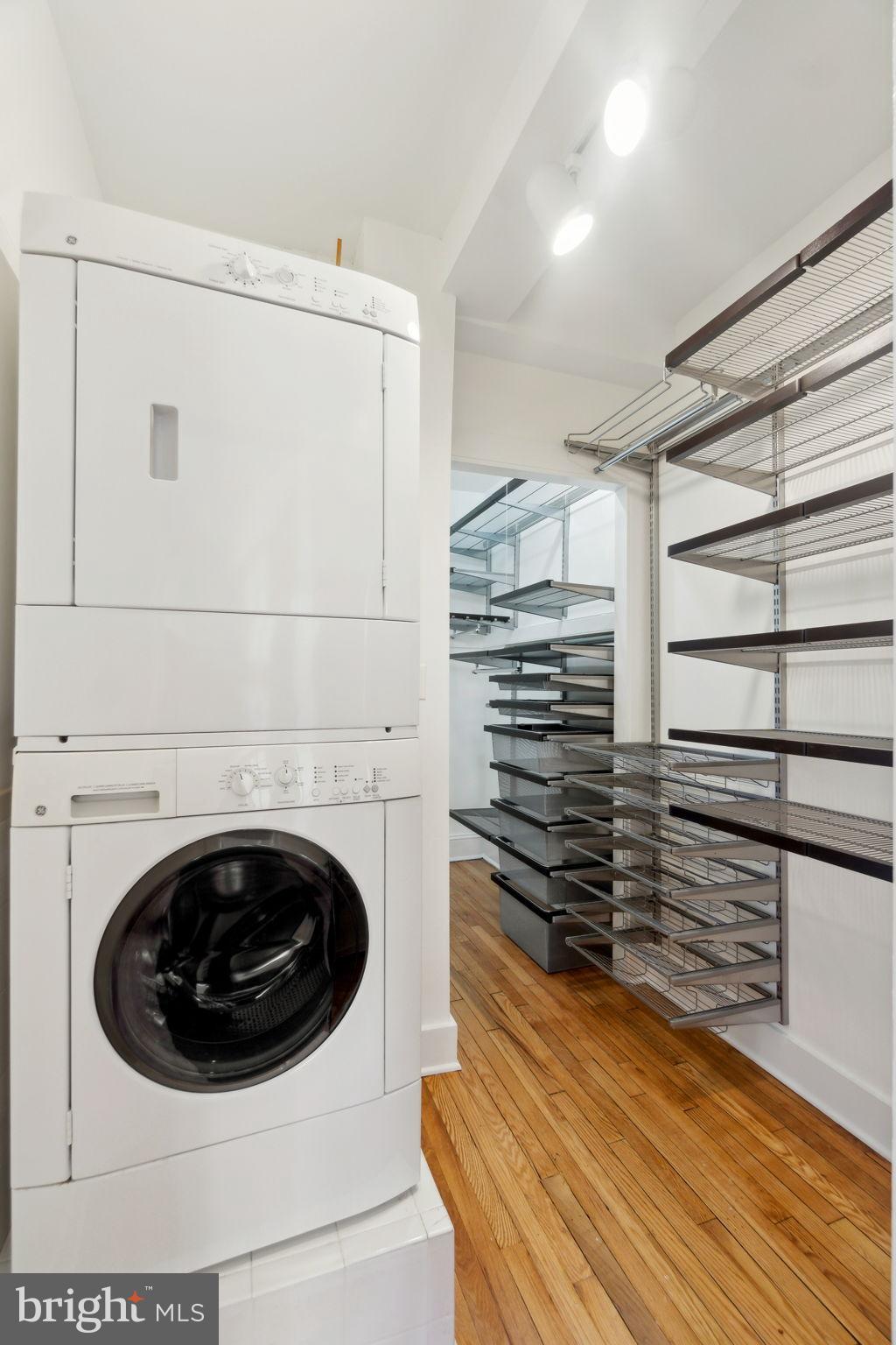1901 Columbia Road Northwest, Unit 805 Washington, DC 20009 - Photo 19 of 37 a utility room with washer and dryer