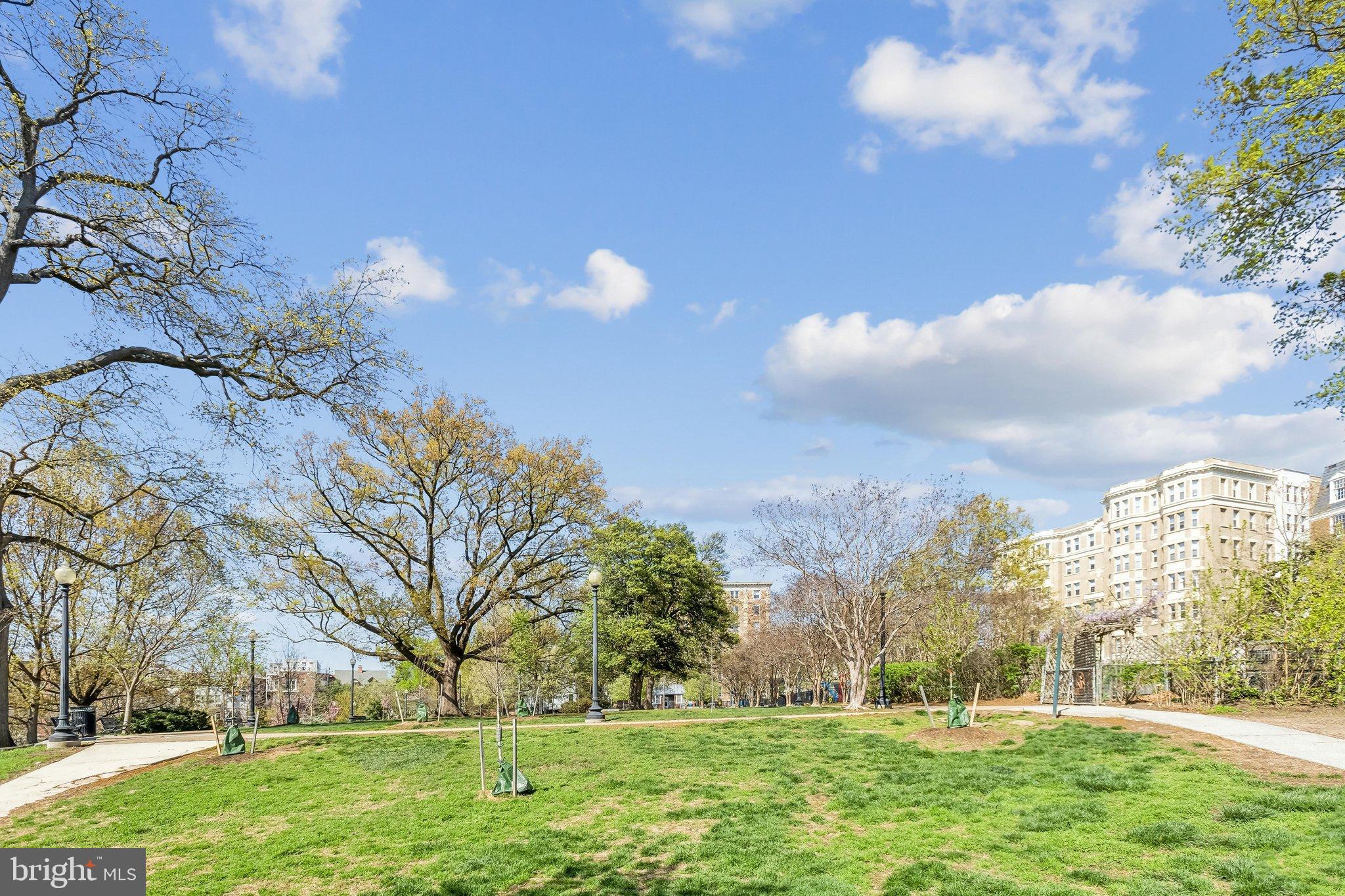 1901 Columbia Road Northwest, Unit 805 Washington, DC 20009 - Photo 31 of 37 a view of building with outdoor space