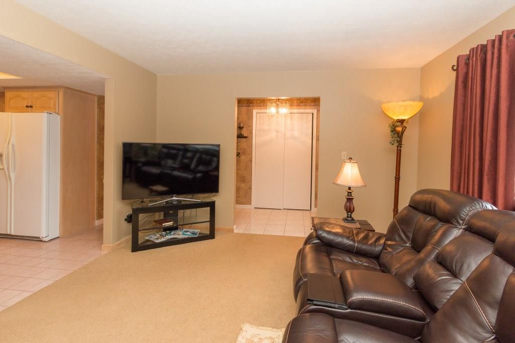 7348 Travis Road Greenwood, IN 46143 - Photo 16 of 30 Gallery Image 16