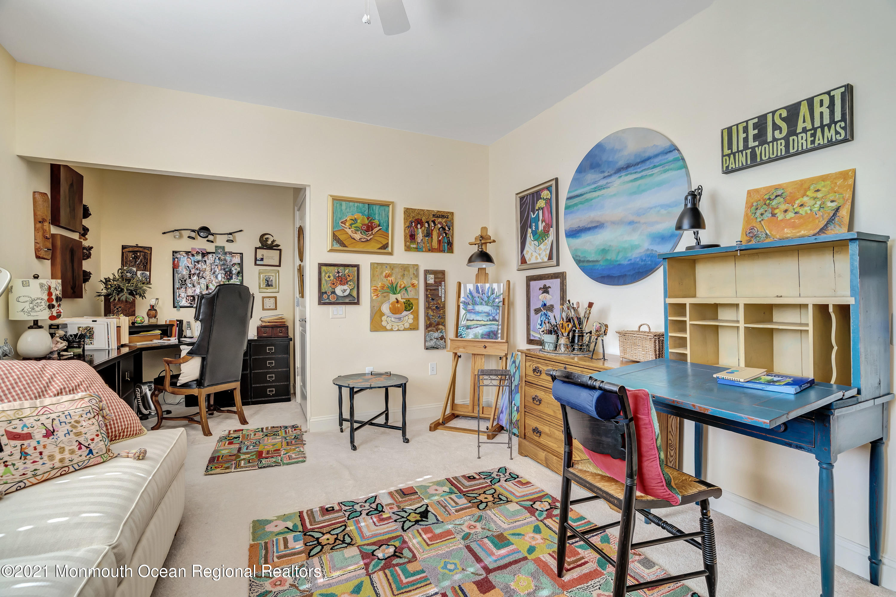 2201 River Road, Unit 3202 Point Pleasant, NJ 08742 - Photo 34 of 44 a living room with furniture and wooden floor