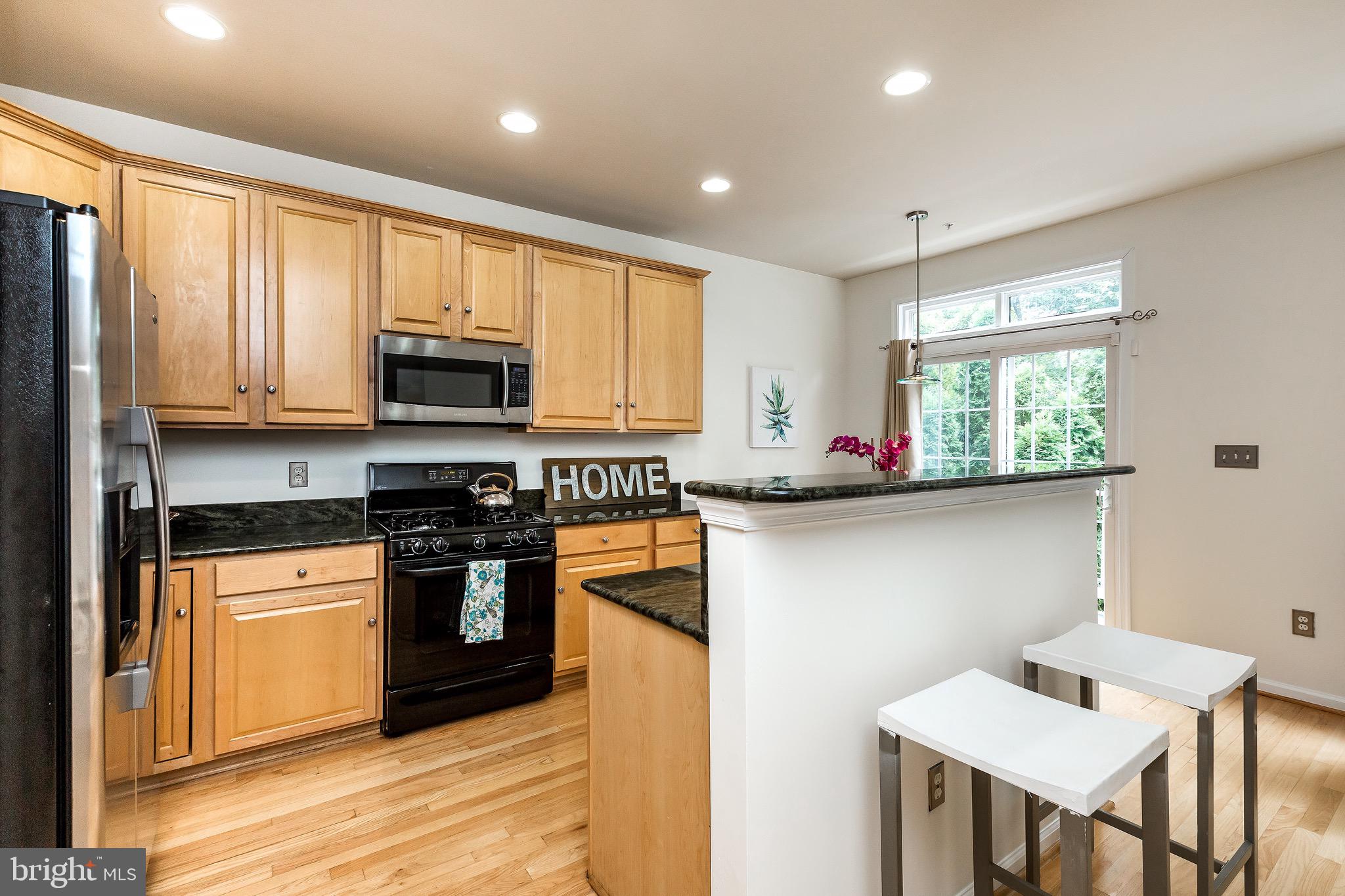 2102 Darcy Green Place Silver Spring, MD 20910 - Photo 13 of 36