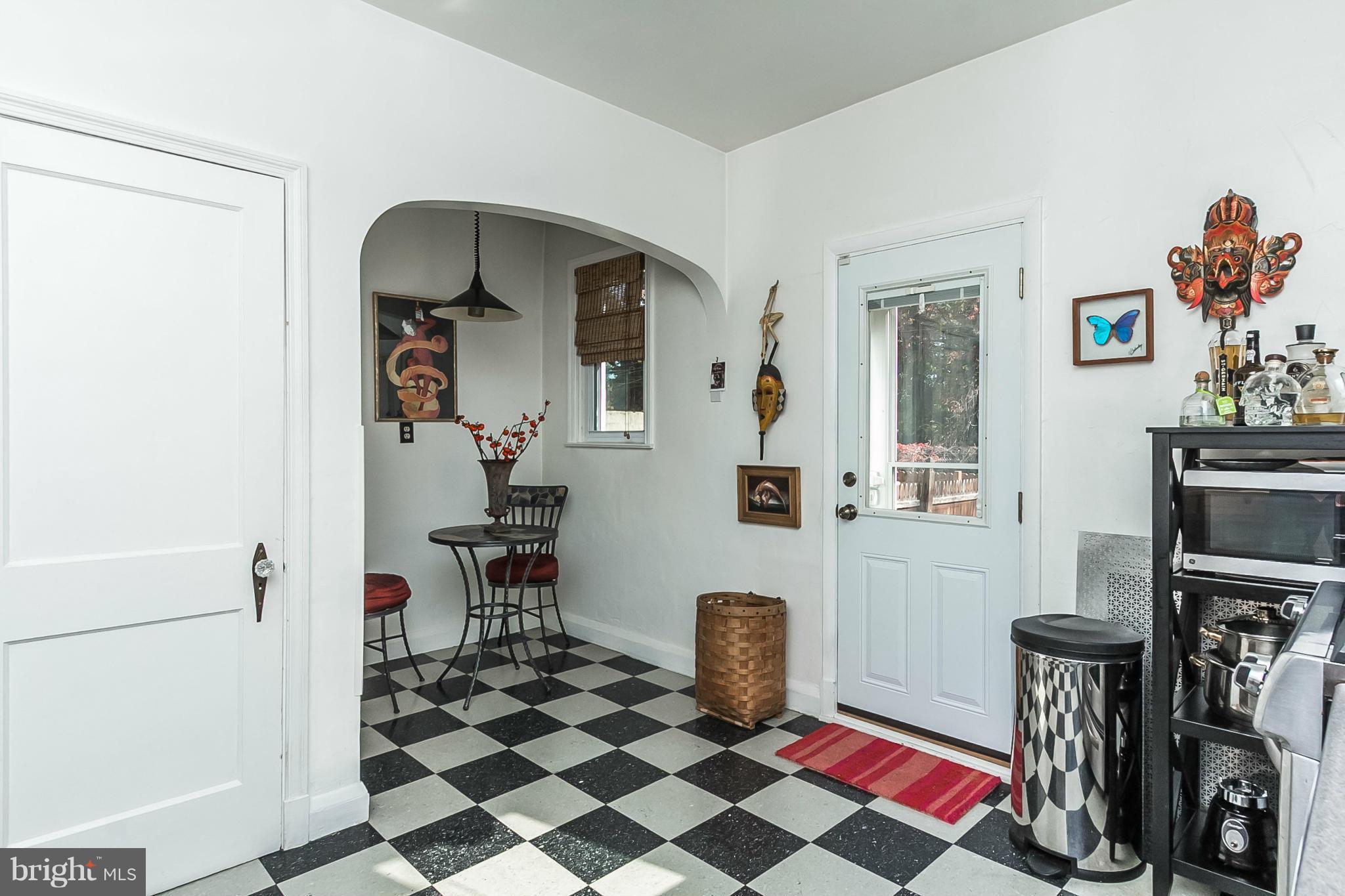 4631 Harcourt Road Baltimore, MD 21214 - Photo 11 of 30 Kitchen