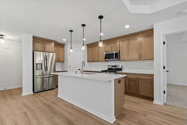 $399,900 | 516 Hunter Oaks Boulevard, Unit 802, Watertown, WI 53094