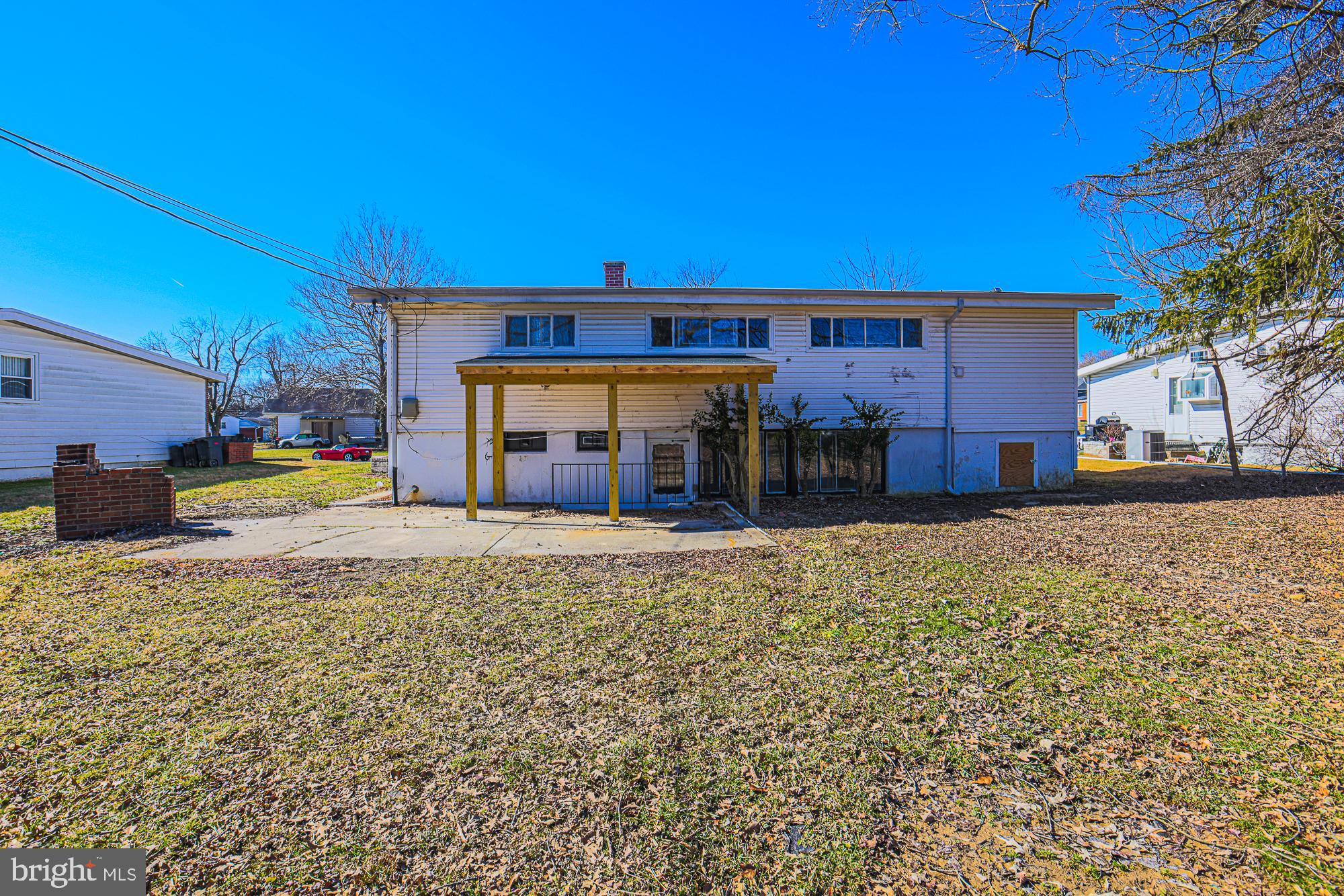 6705 Maurleen Road Baltimore, MD 21209 - Photo 18 of 18 Large backyard