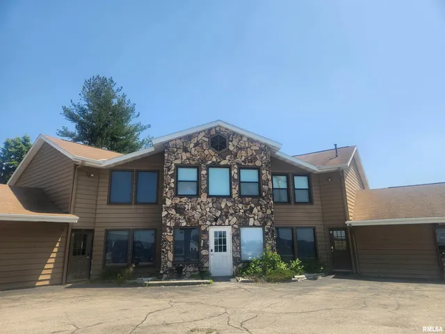 $569,000 | 19478 Springfield Road, Groveland, IL 61535