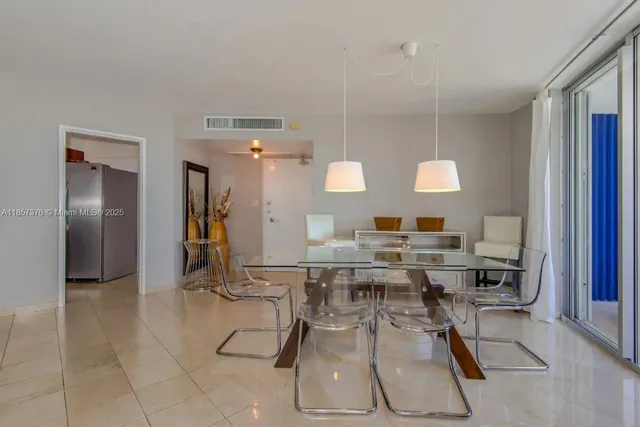 $5,800 | 5161 Collins Avenue, Unit 1104, Miami Beach, FL 33140
