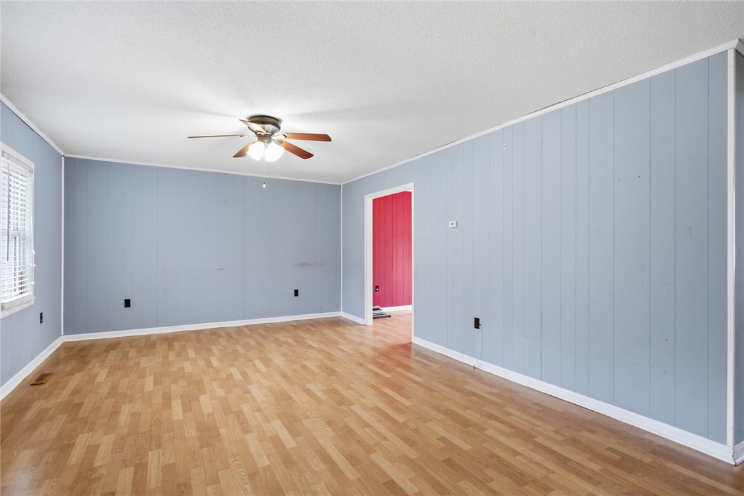 184 Petty Road Seneca, SC 29672 - Photo 3 of 45