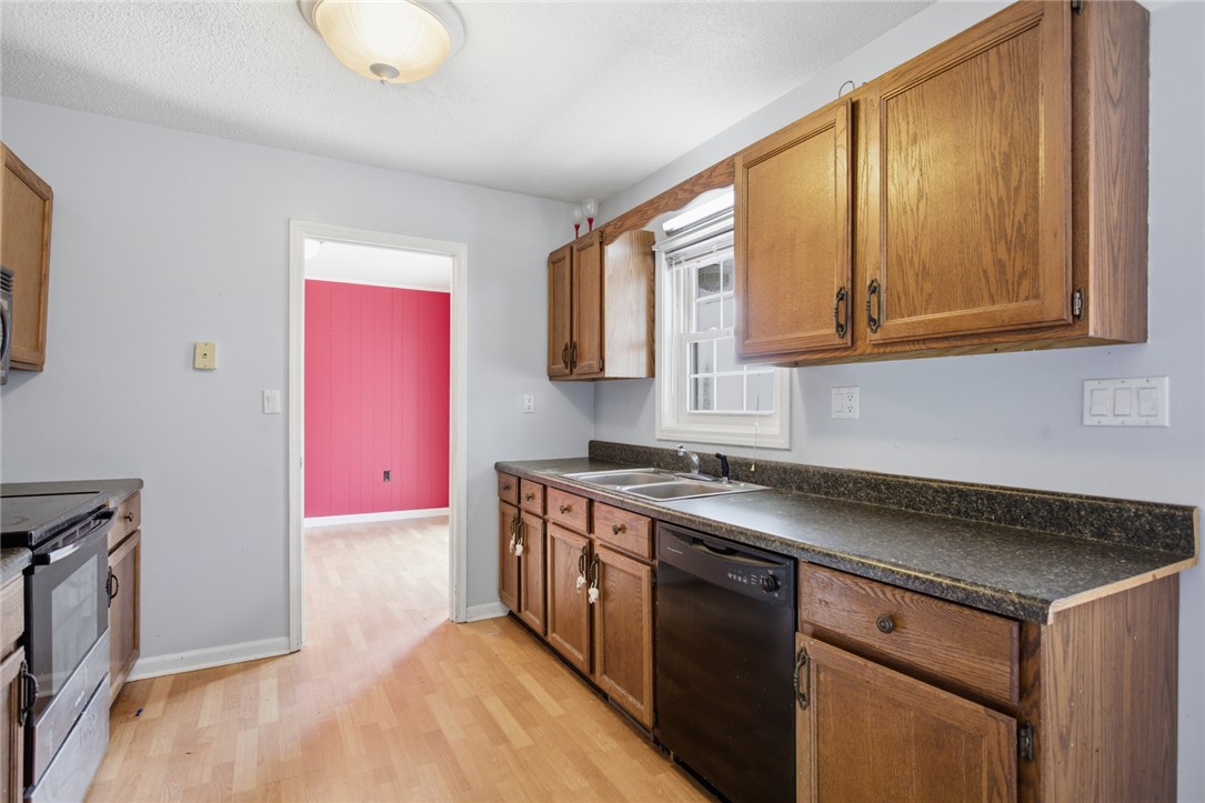 184 Petty Road Seneca, SC 29672 - Photo 7 of 45