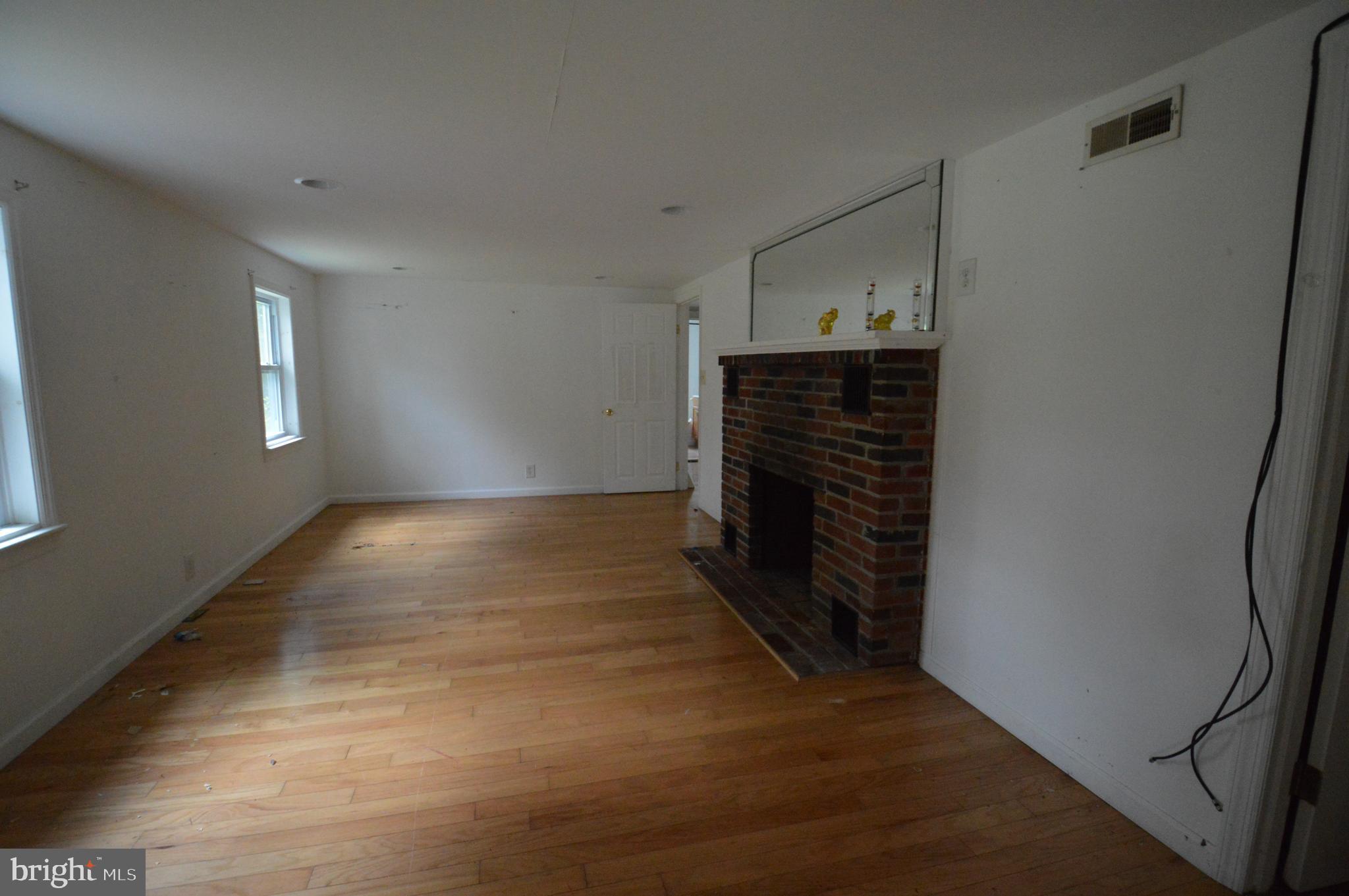 356 Magnolia Road Pemberton, NJ 08068 - Photo 4 of 20