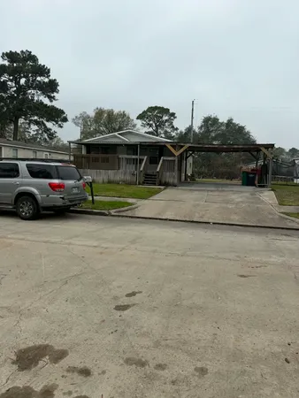 $1,400 | 5831 Dylan Drive, Baytown, TX 77521