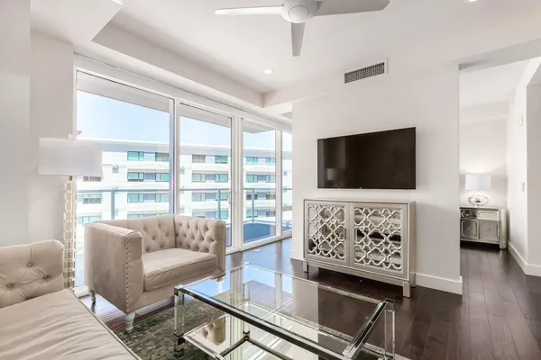 $2,499 | 4422 North 75th Street, Unit 4006, Scottsdale, AZ 85251