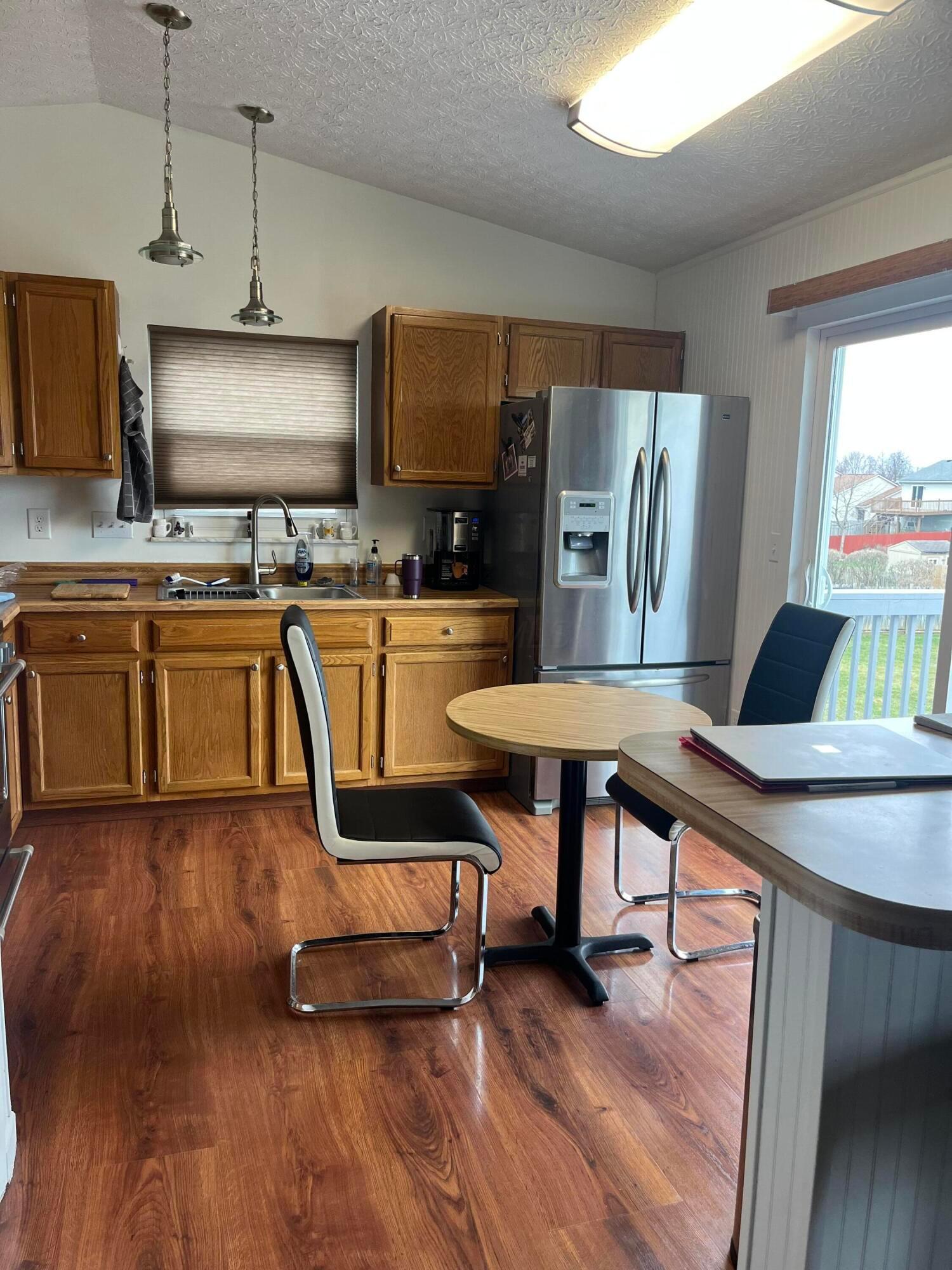 1174 Obetz Road Columbus, OH 43207 - Photo 14 of 41 Kitchen with eating