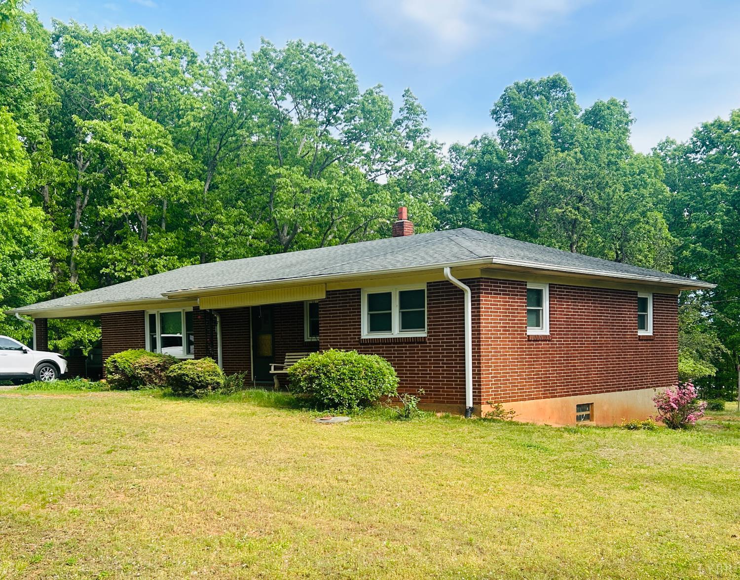 465 Wileman Road Lynch Station, VA 24571 - Photo 3 of 45