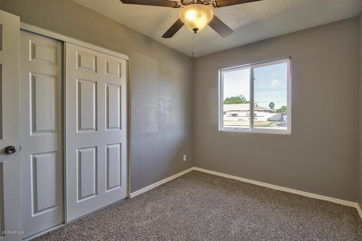 3109 West Calavar Road Phoenix, AZ 85053 - Photo 20 of 30 1--16