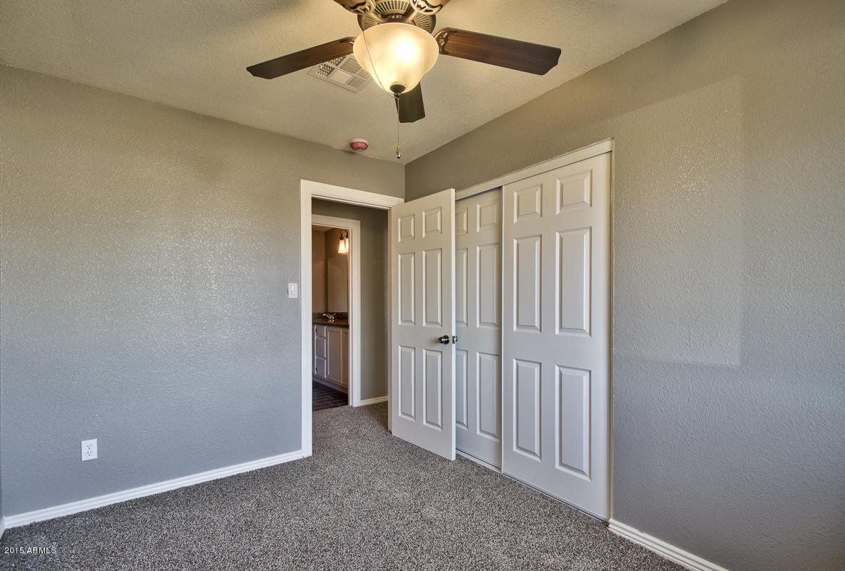 3109 West Calavar Road Phoenix, AZ 85053 - Photo 21 of 30 1--17