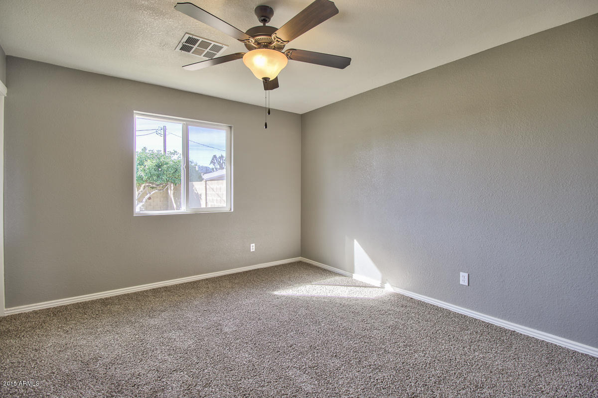 3109 West Calavar Road Phoenix, AZ 85053 - Photo 25 of 30 1--21