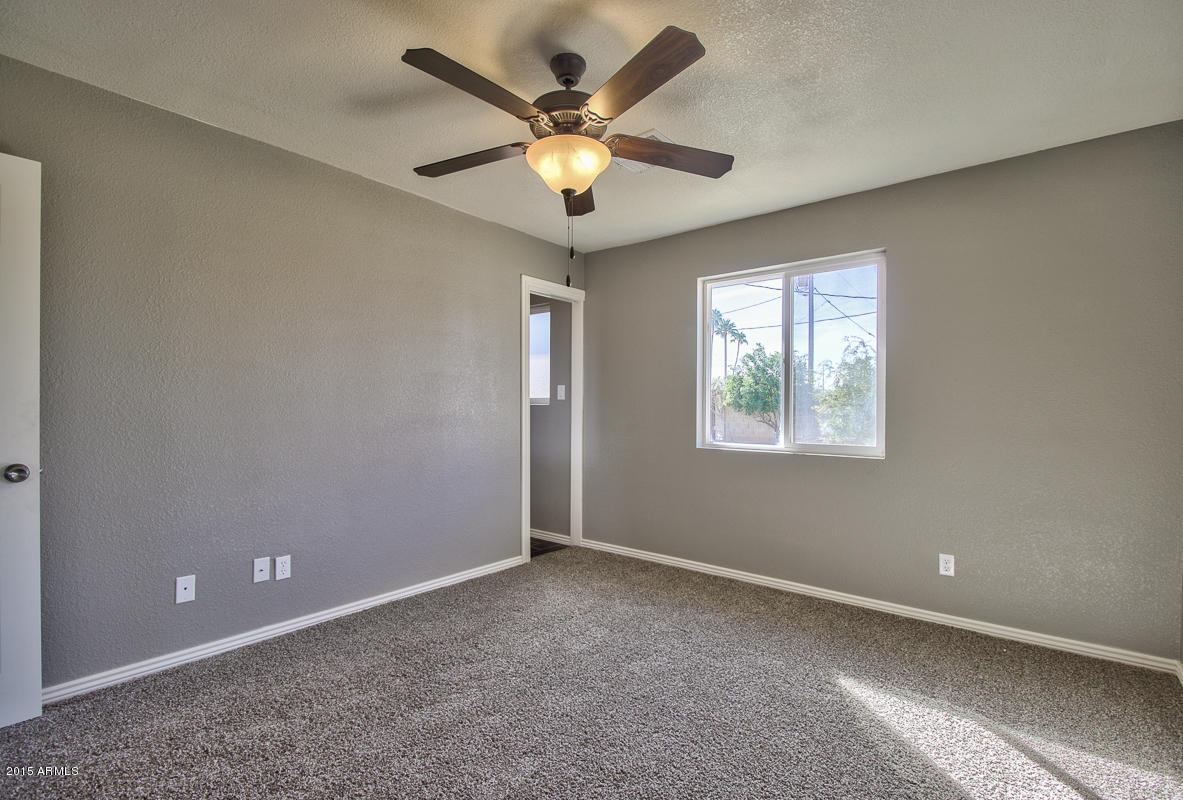 3109 West Calavar Road Phoenix, AZ 85053 - Photo 26 of 30 1--22