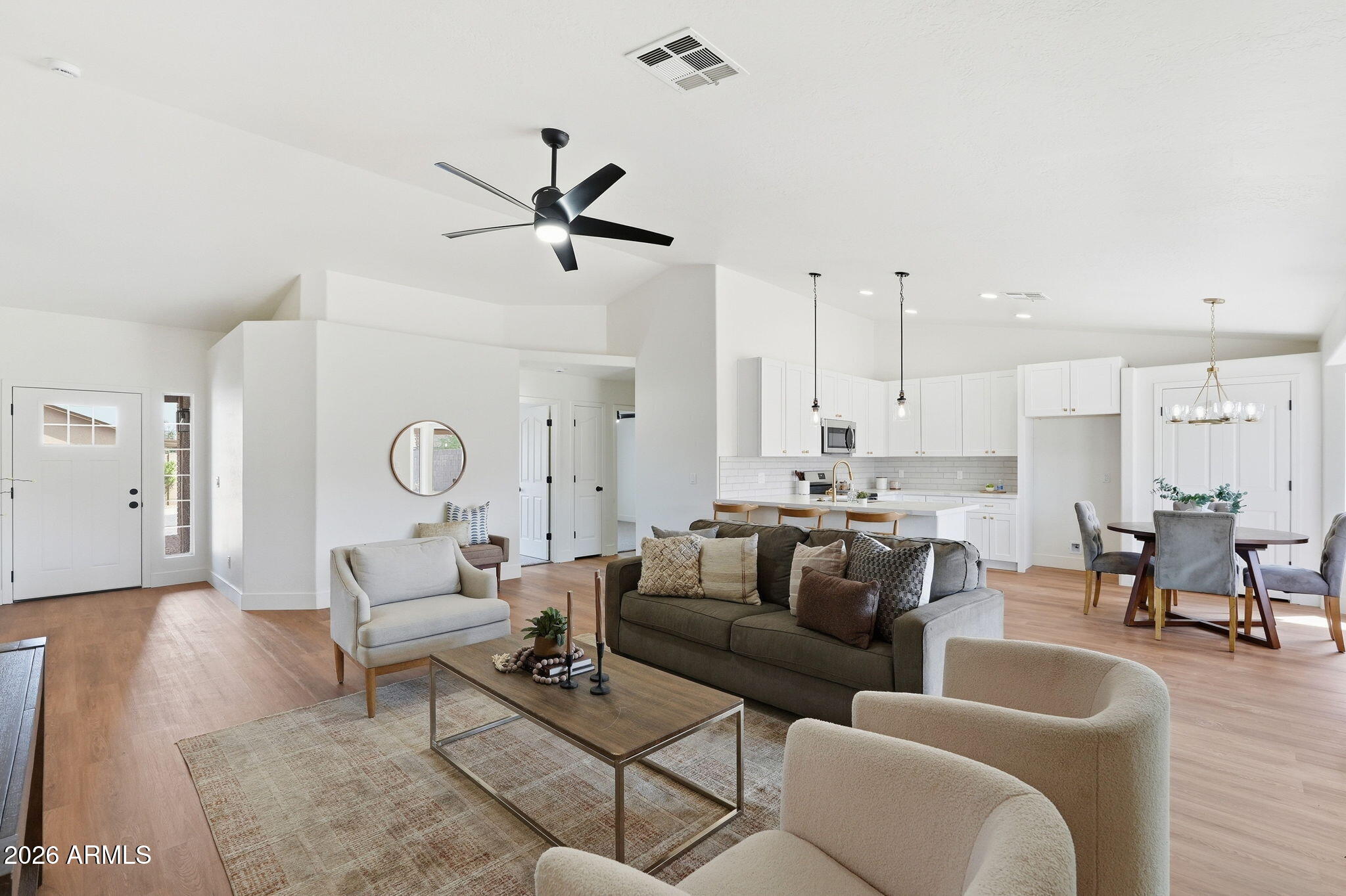 999 West 18th Avenue Apache Junction, AZ 85120 - Photo 9 of 33 009_ListerPros