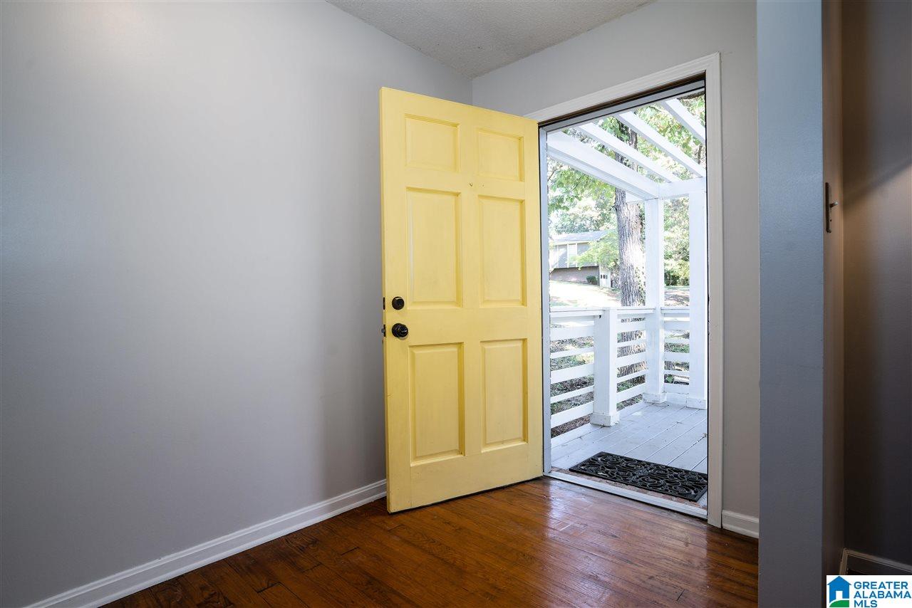 4142 Riverbrook Road Birmingham, AL 35210 - Photo 5 of 29