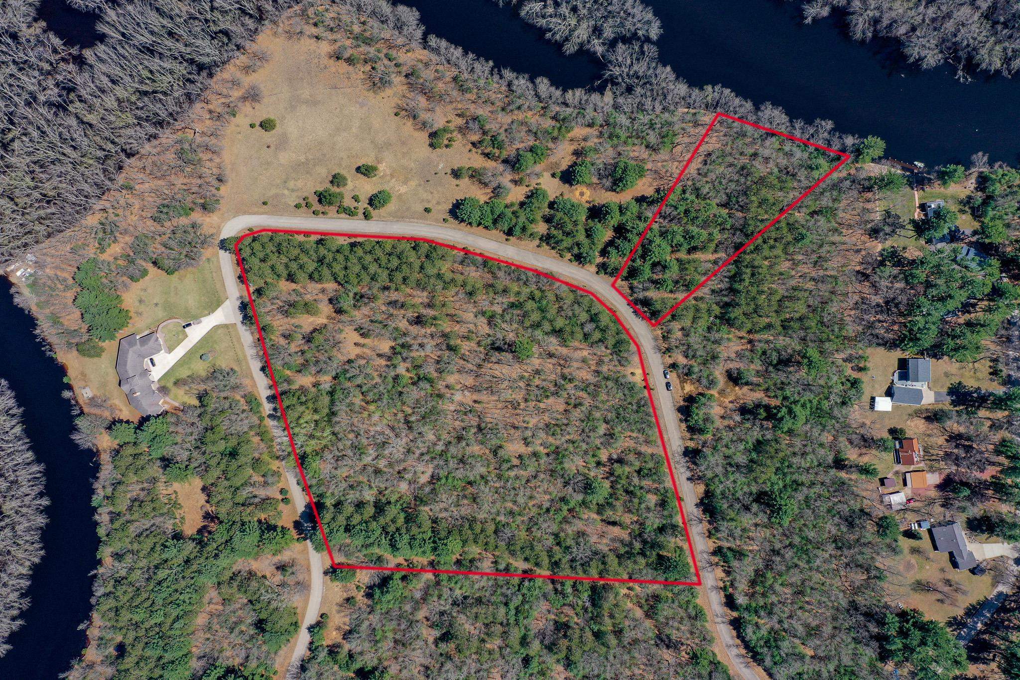 N2759 Ona Pines Road, Unit 7 Weyauwega, WI 54983 - Photo 3 of 7