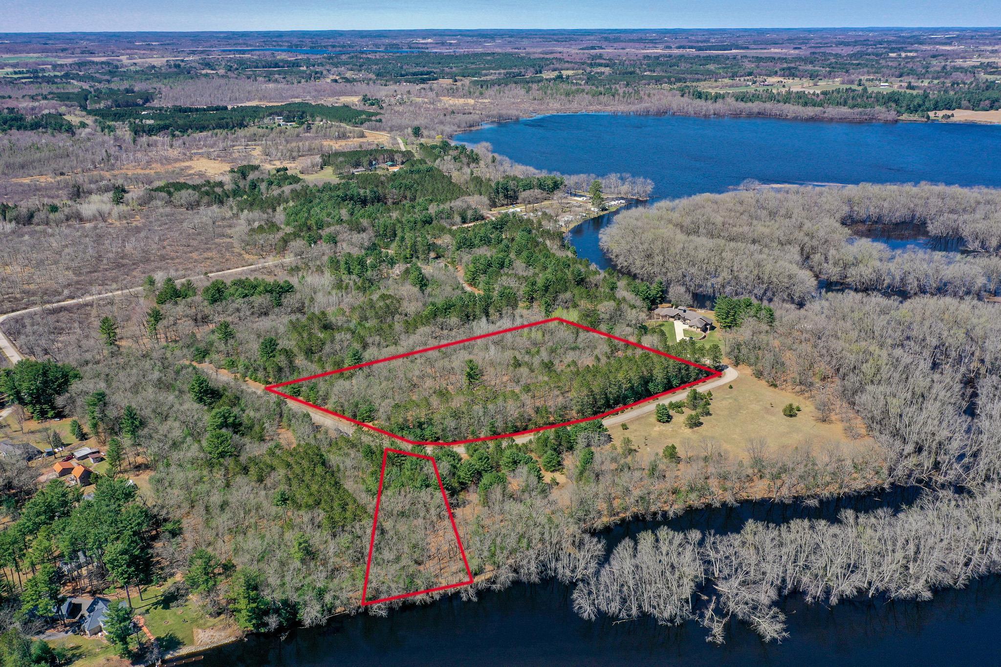 N2759 Ona Pines Road, Unit 7 Weyauwega, WI 54983 - Photo 5 of 7