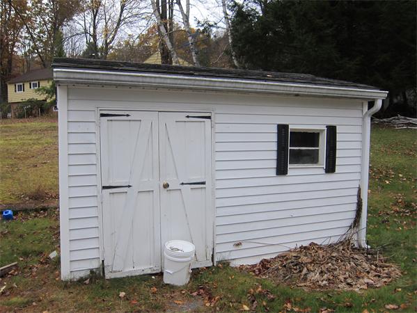 76 Ridgewood Drive Russell, MA 01071 - Photo 29 of 30 a front view of a house with garden