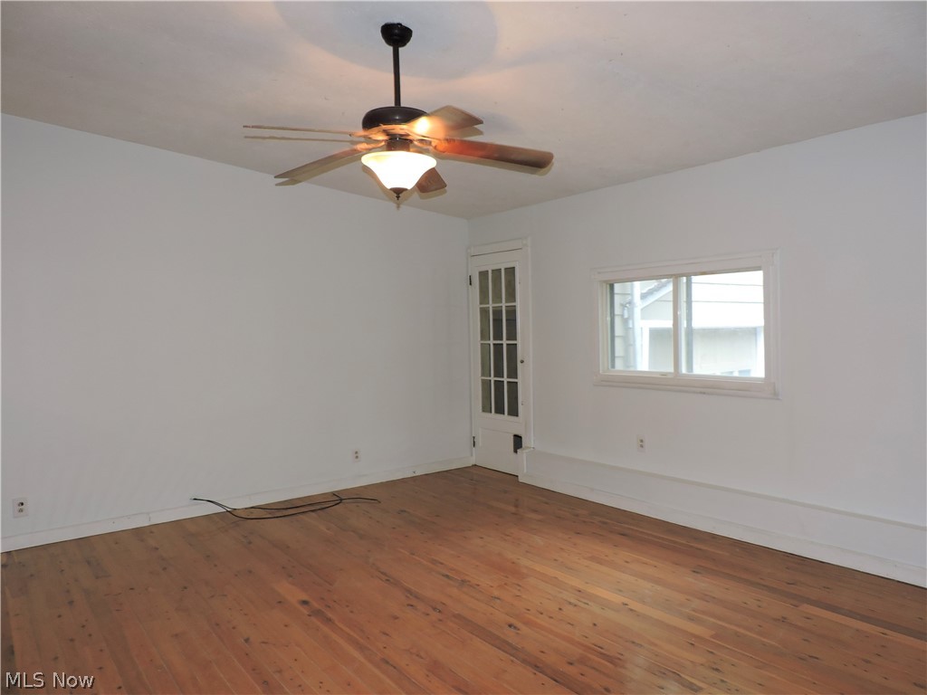 24208 Bruce Road Bay Village, OH 44140 - Photo 16 of 32