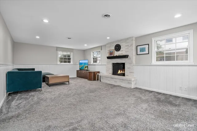 $2,795 | 1104 North Brainard Street, Naperville, IL 60563