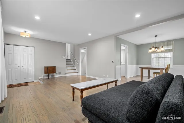 $2,795 | 1104 North Brainard Street, Naperville, IL 60563