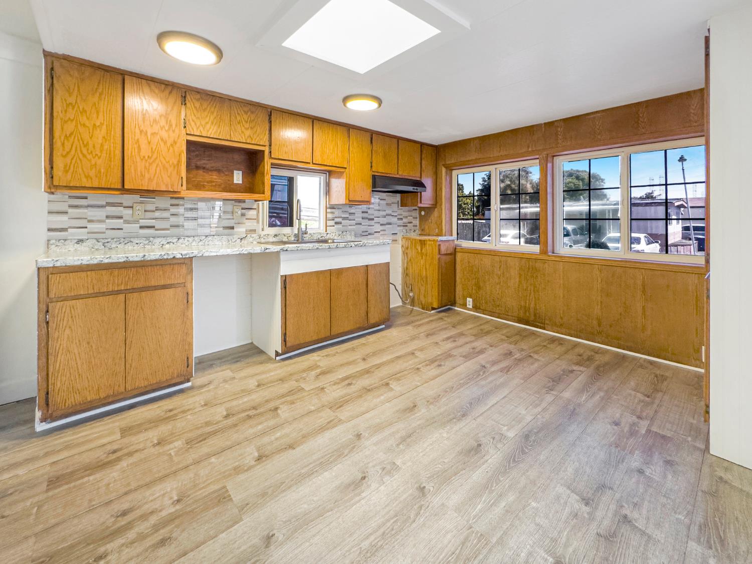 311 Ferness Pittsburg, CA 94565 - Photo 5 of 16