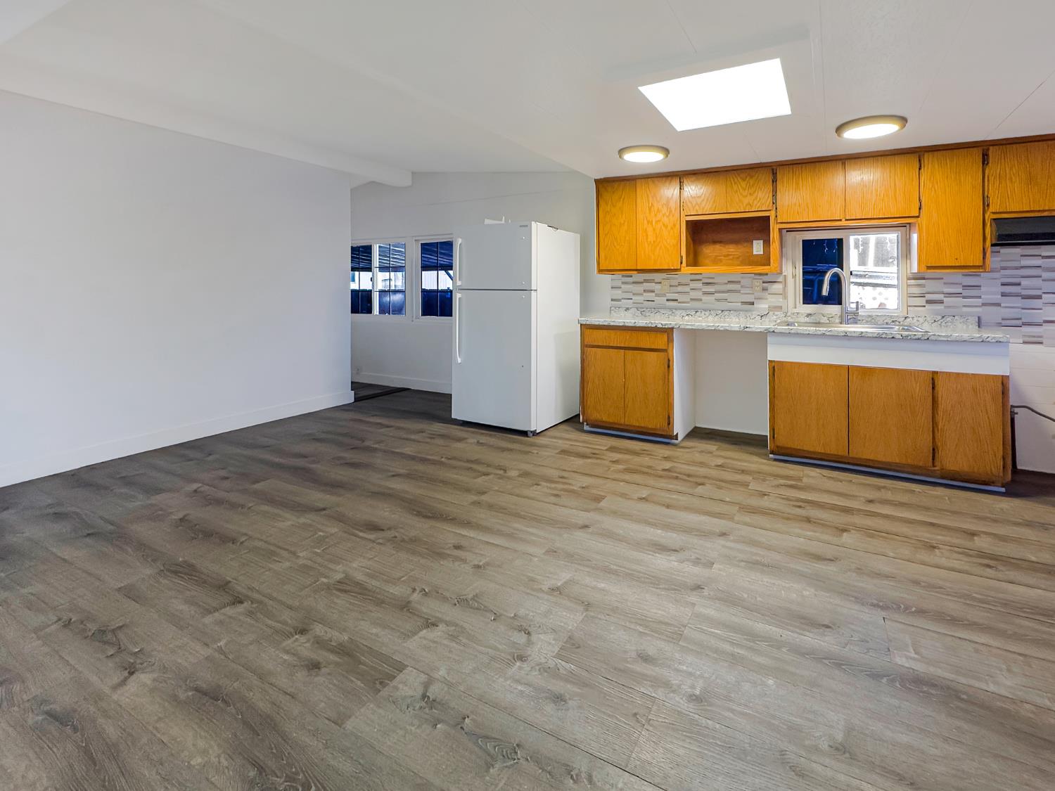 311 Ferness Pittsburg, CA 94565 - Photo 6 of 16