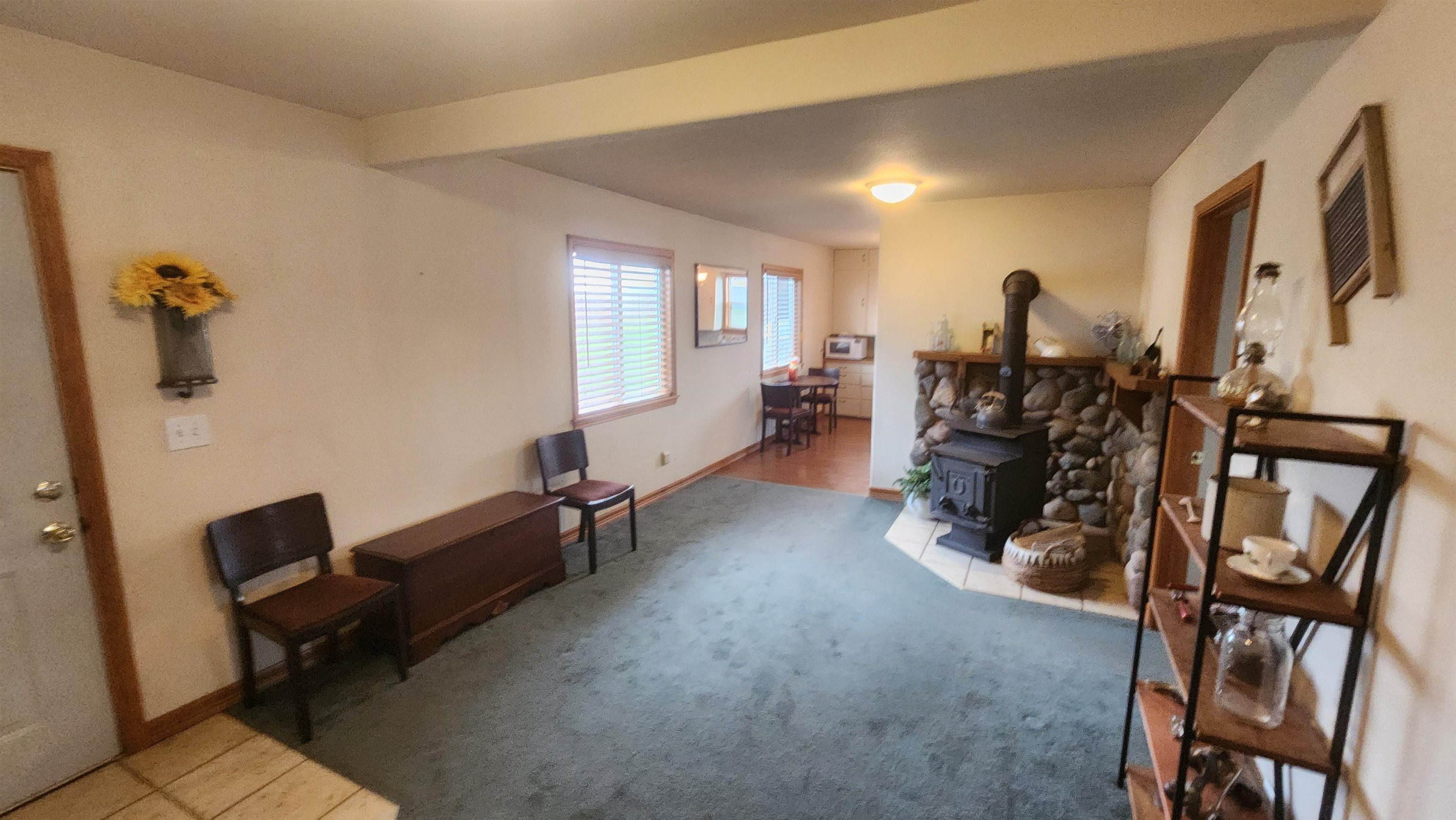 37313 North Grove Road Deer Park, WA 99006 - Photo 2 of 25