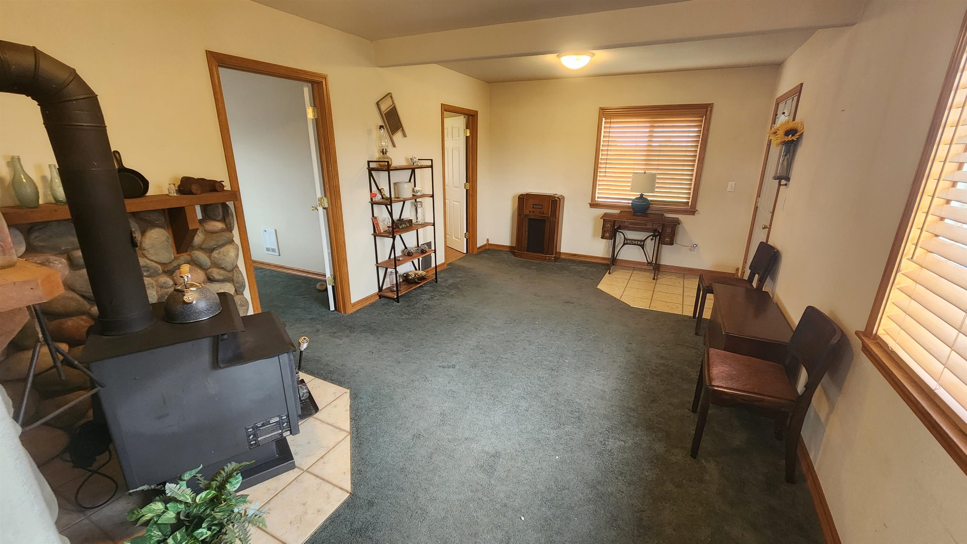 37313 North Grove Road Deer Park, WA 99006 - Photo 9 of 25