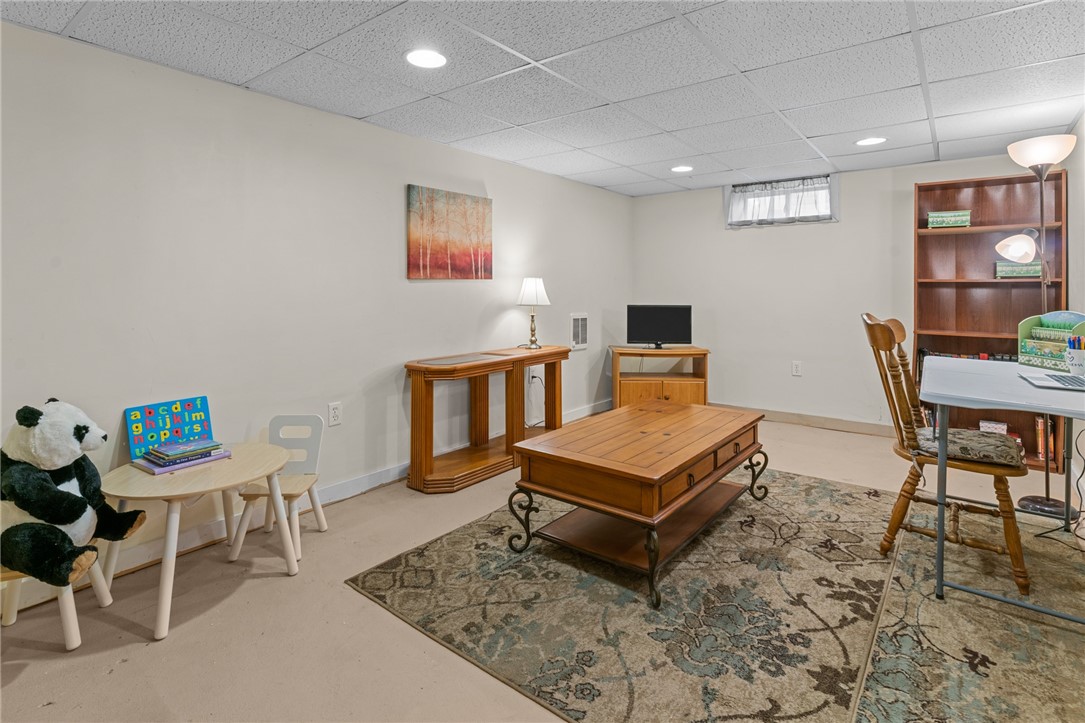 58 Hoyt Street Warwick, RI 02886 - Photo 18 of 26