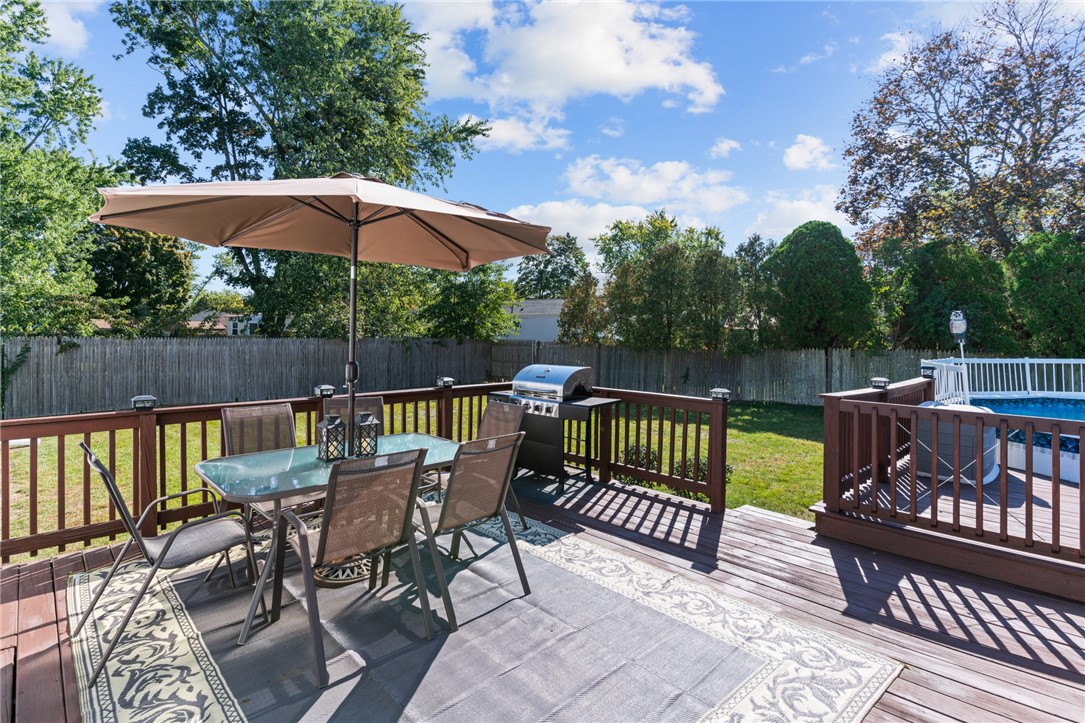 58 Hoyt Street Warwick, RI 02886 - Photo 23 of 26