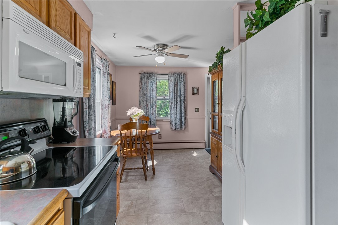 58 Hoyt Street Warwick, RI 02886 - Photo 6 of 26