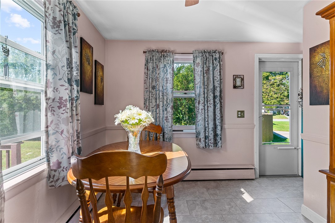 58 Hoyt Street Warwick, RI 02886 - Photo 9 of 26