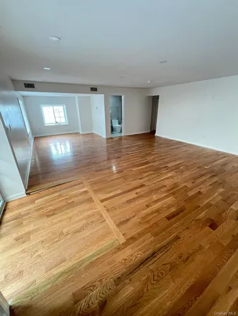 $6,000 | 50 Vineyard Avenue, Yonkers, NY 10703