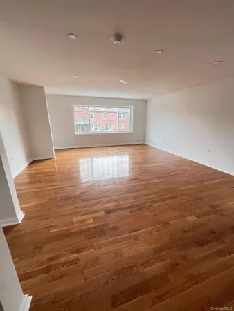 $6,000 | 50 Vineyard Avenue, Yonkers, NY 10703