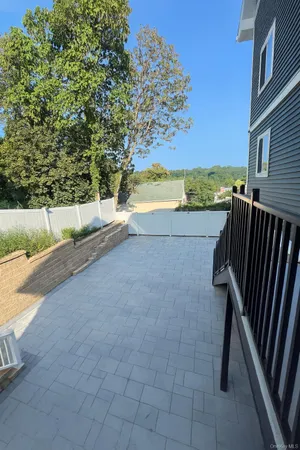 $6,000 | 50 Vineyard Avenue, Yonkers, NY 10703